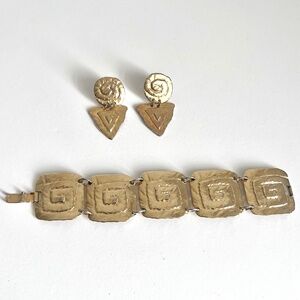 Vintage JJ Jonette Earrings and Park Lane Bracelet Gold Tone Brutalist Swirl